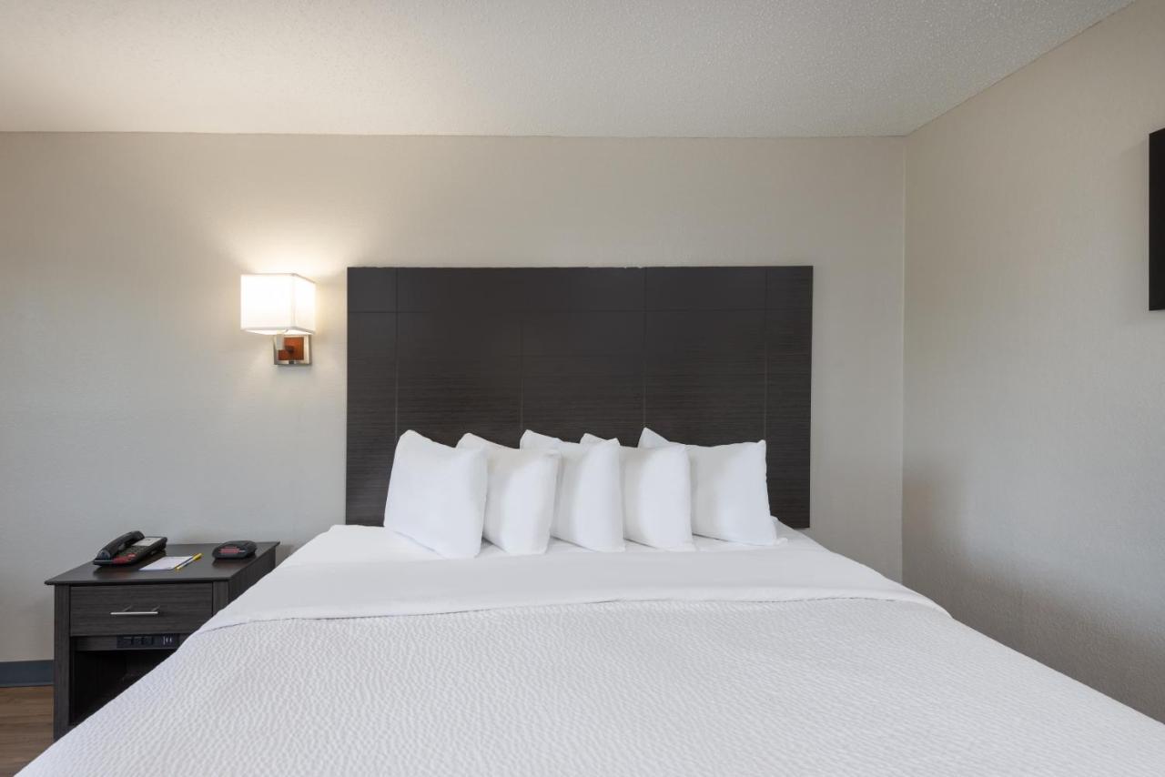 Days Inn By Wyndham Somerset Pa I-70 I-76 Bagian luar foto